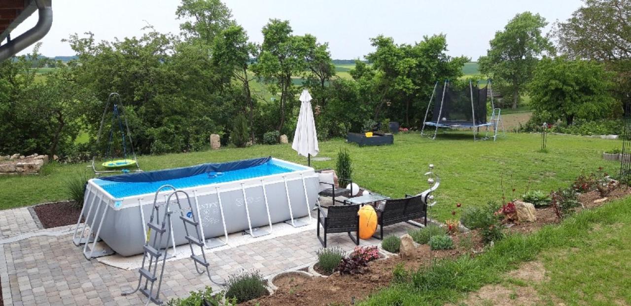 Ferienwohnung Frau Klara Hofheim in Unterfranken 외부 사진